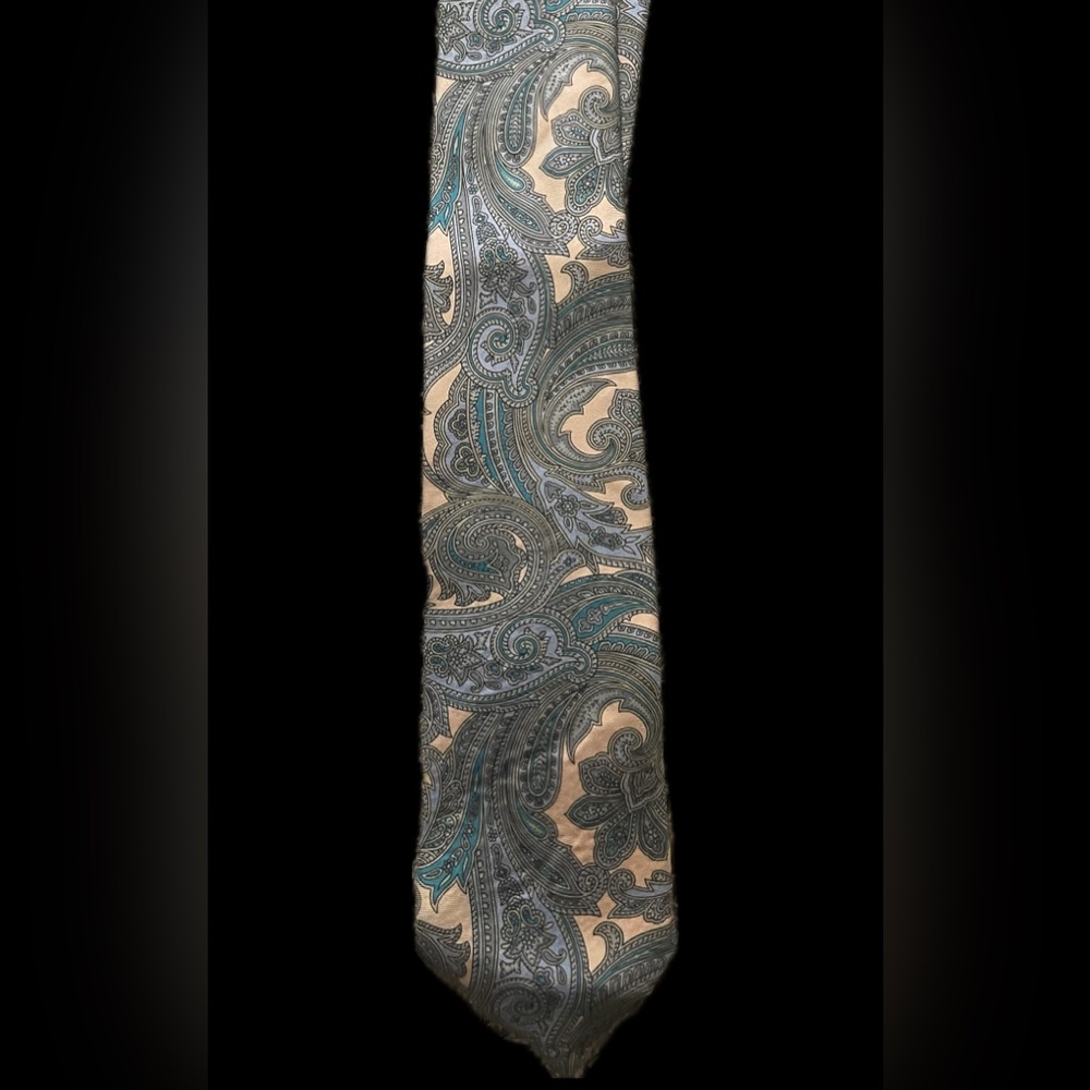 Givenchy Necktie - Picture 2 of 3